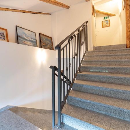 Apartments Raspolic كاستاف المظهر الخارجي الصورة