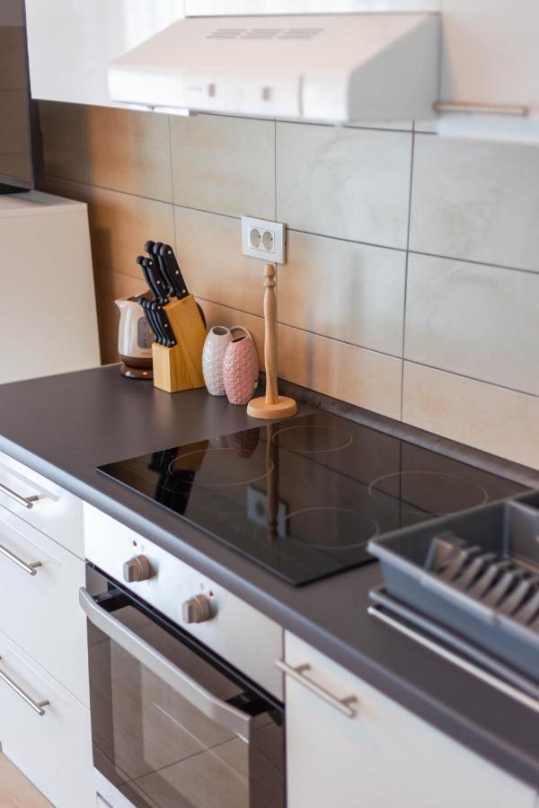 Apartments Raspolic كاستاف المظهر الخارجي الصورة